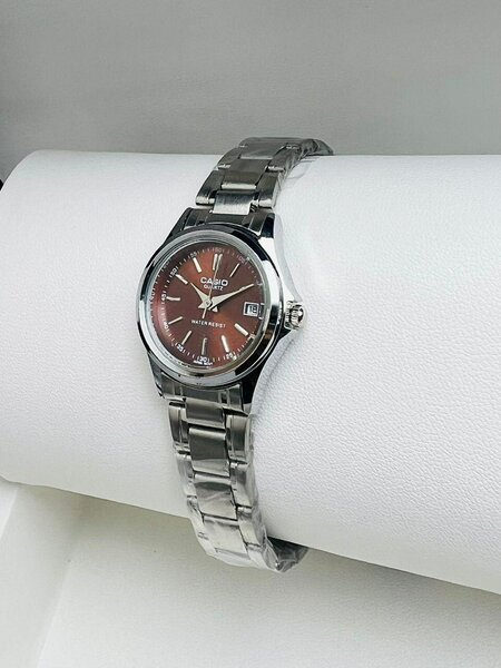 MONTRE CASIO LUXE  FEMME ET AUTRES