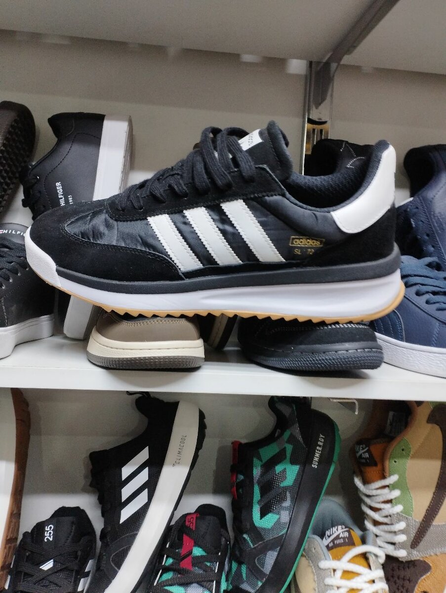 Адидас SL.72