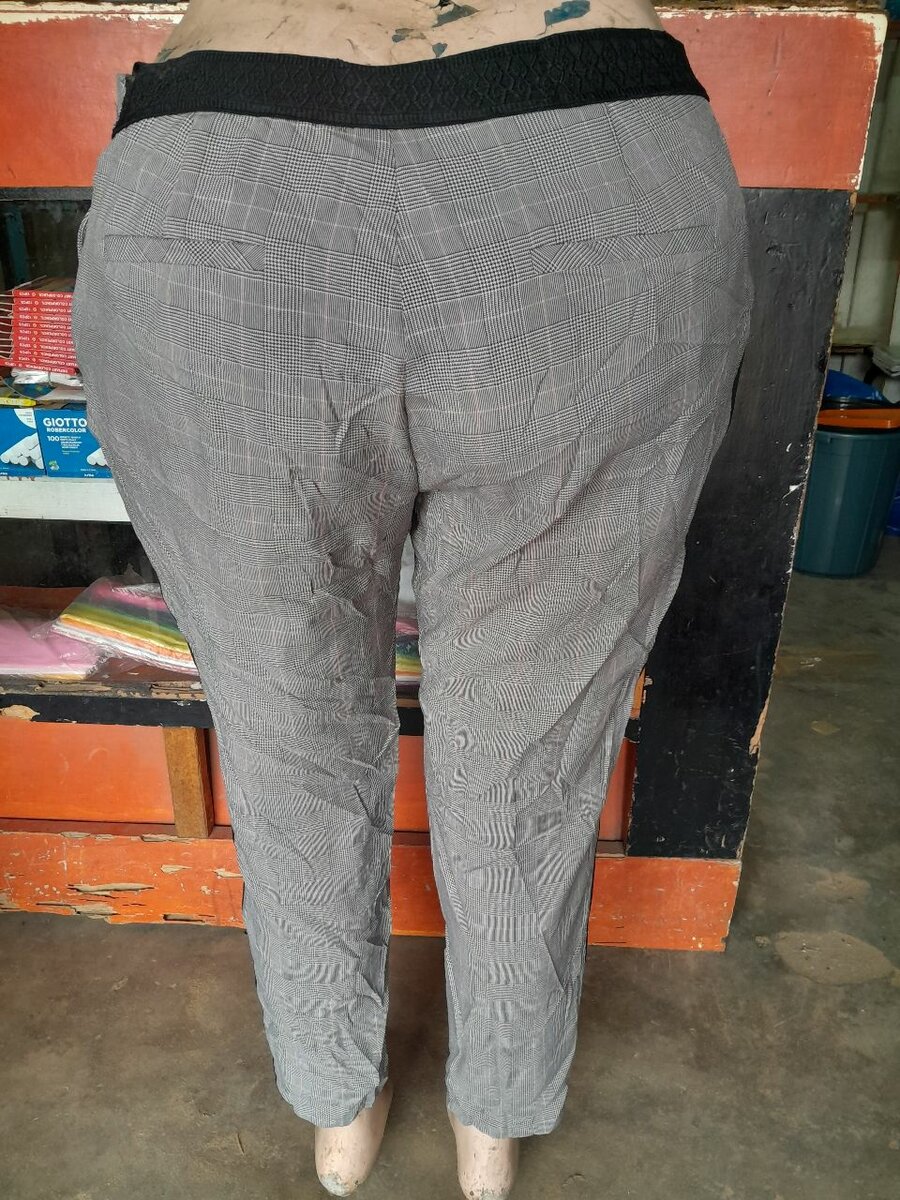 Chic pantalon tissu multicolore