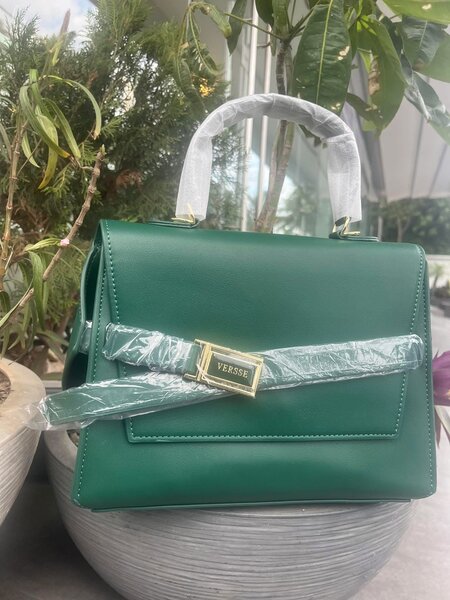 Sac à main élégant en cuir