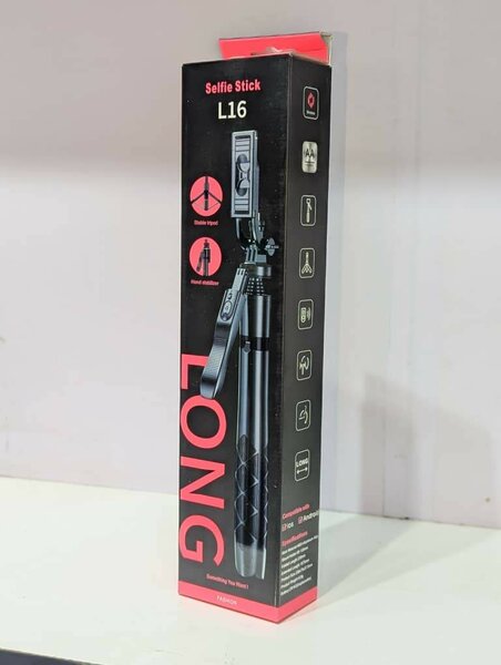 L16 selfie stick tripod Stand with light