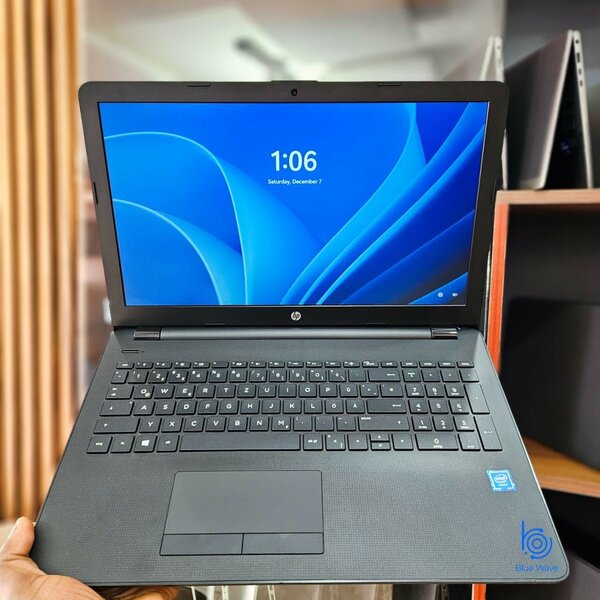 *HP NOTEBOOK 15*