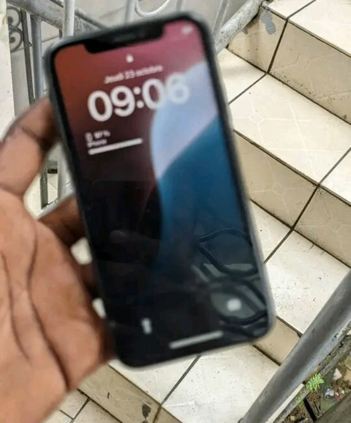 iPhone XR Blanc 64GB Débloqué