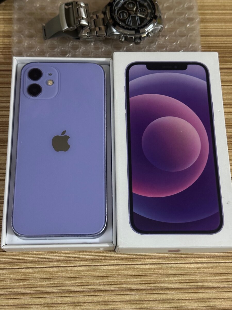 iPhone 12 128gb avec carton