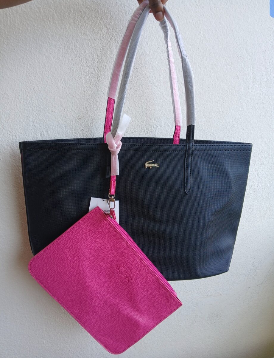 Sac Cabas Noir et Pochette Rose