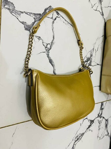 Elegant handbag