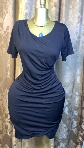 Robe moulante élastique chic