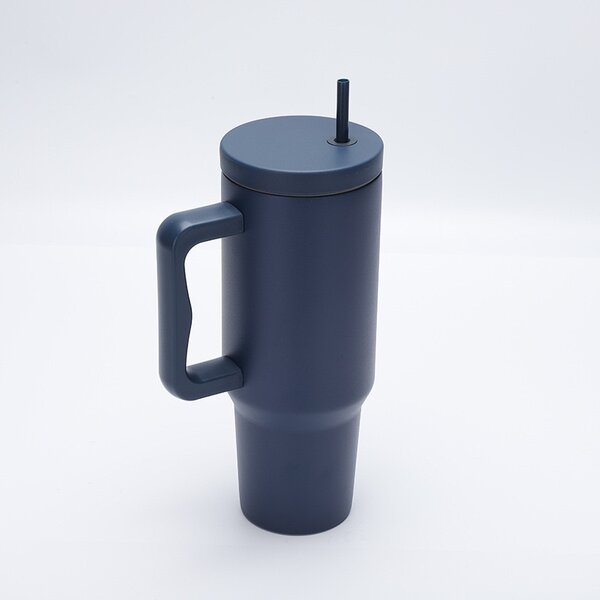 Insulated tumbler