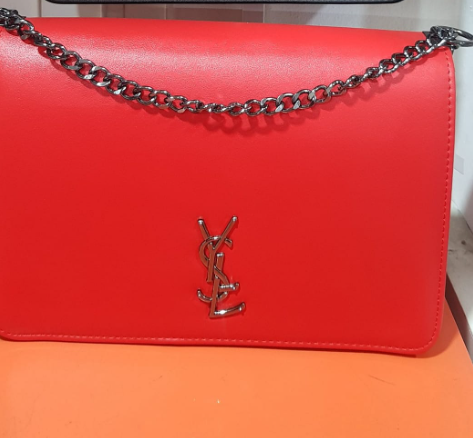 Red handbag Saint Laurent