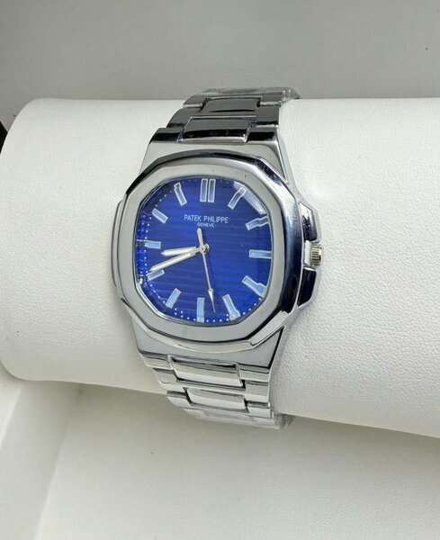 Montre class