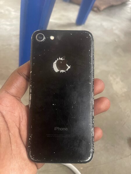 iPhone 128GB Noir à Vendre