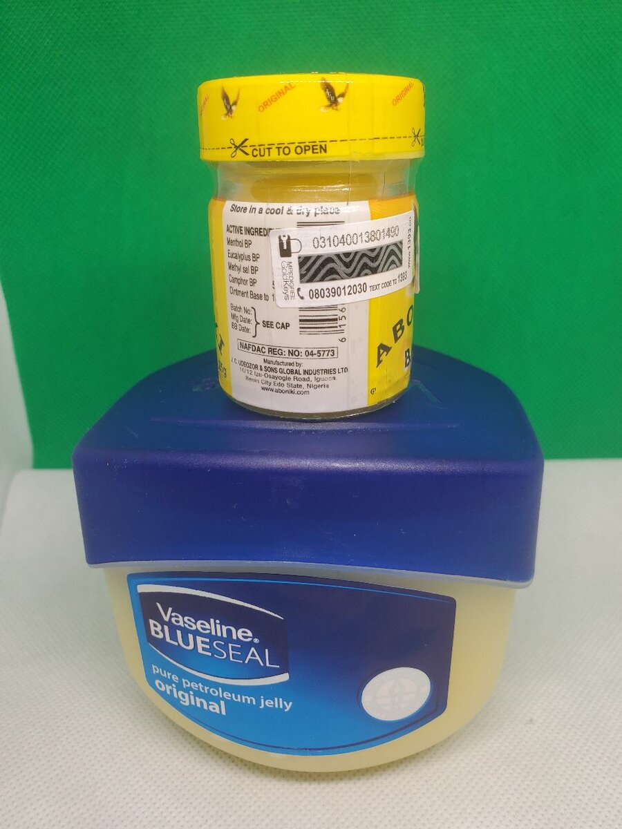 Vaseline et Aboniki:ventre plat