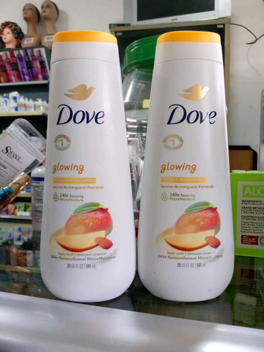 Dove Glowing Body Wash Mango and Almond Butter 20 oz