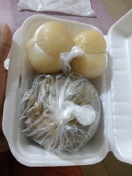 Repas africain traditionnel