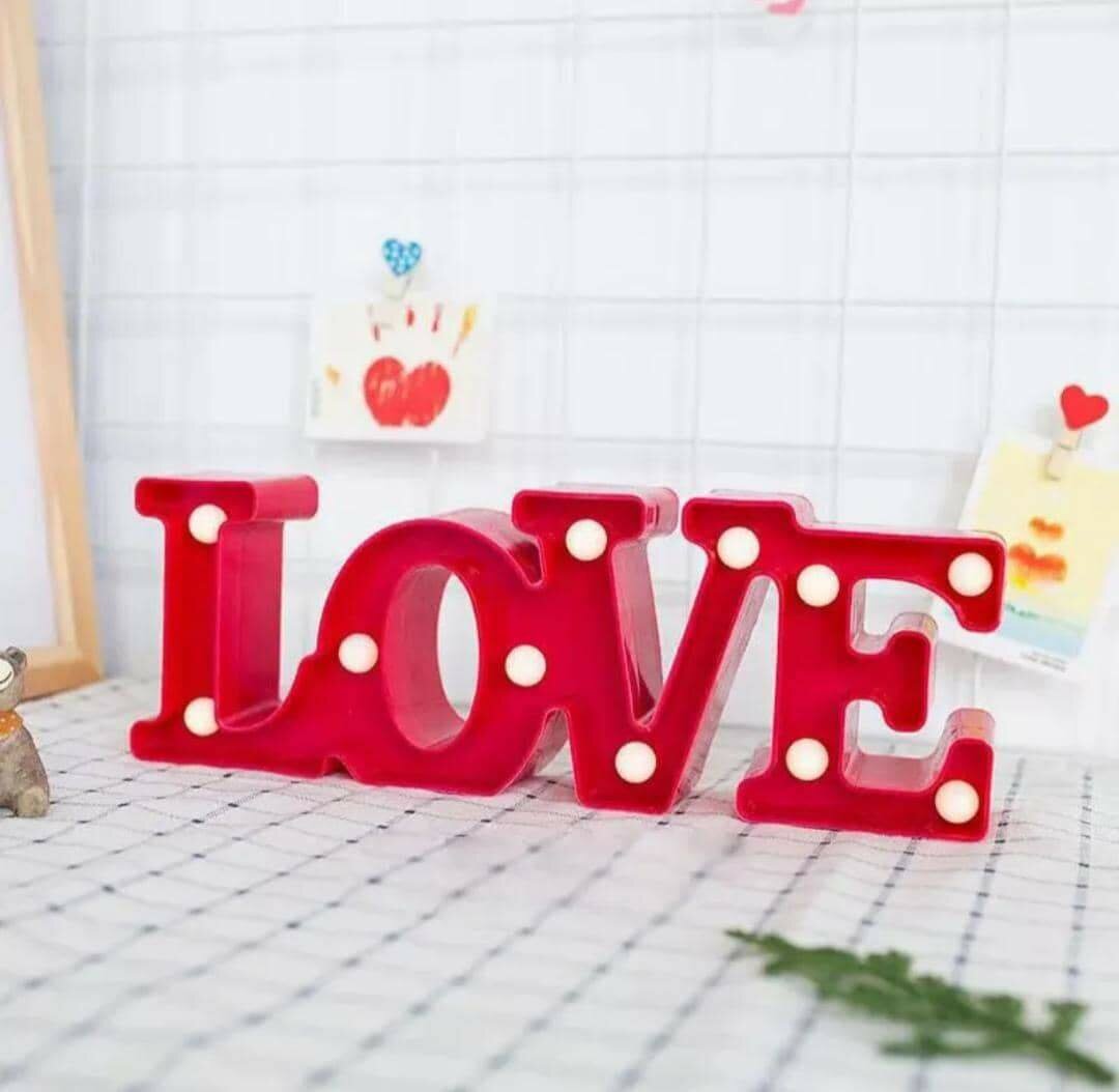 Lampe LED Décorative 'LOVE'