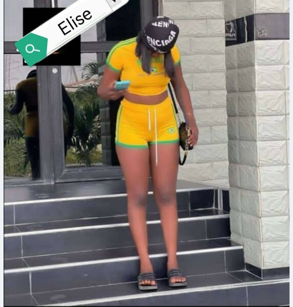 Stretchy Short nika and top