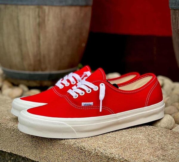 Chaussures de marque VANS