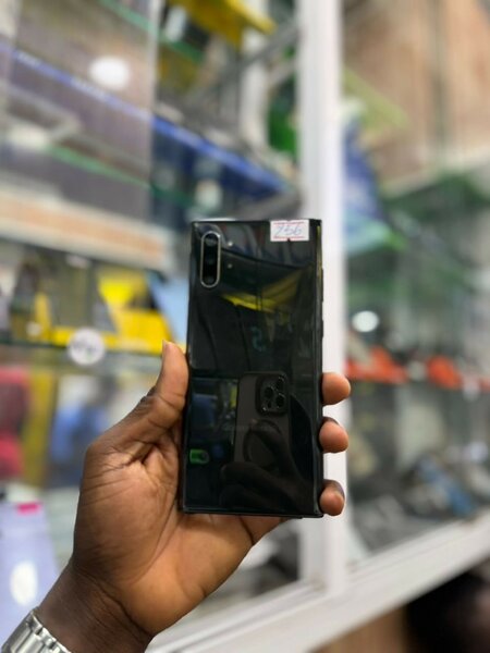 Galaxy note 10 plus 256/12