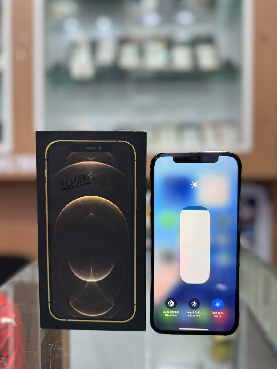 iPhone 12 Pro 128Go  Tout est