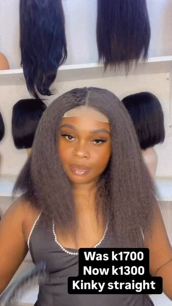 Beautiful and elegant women's wig kinky straight