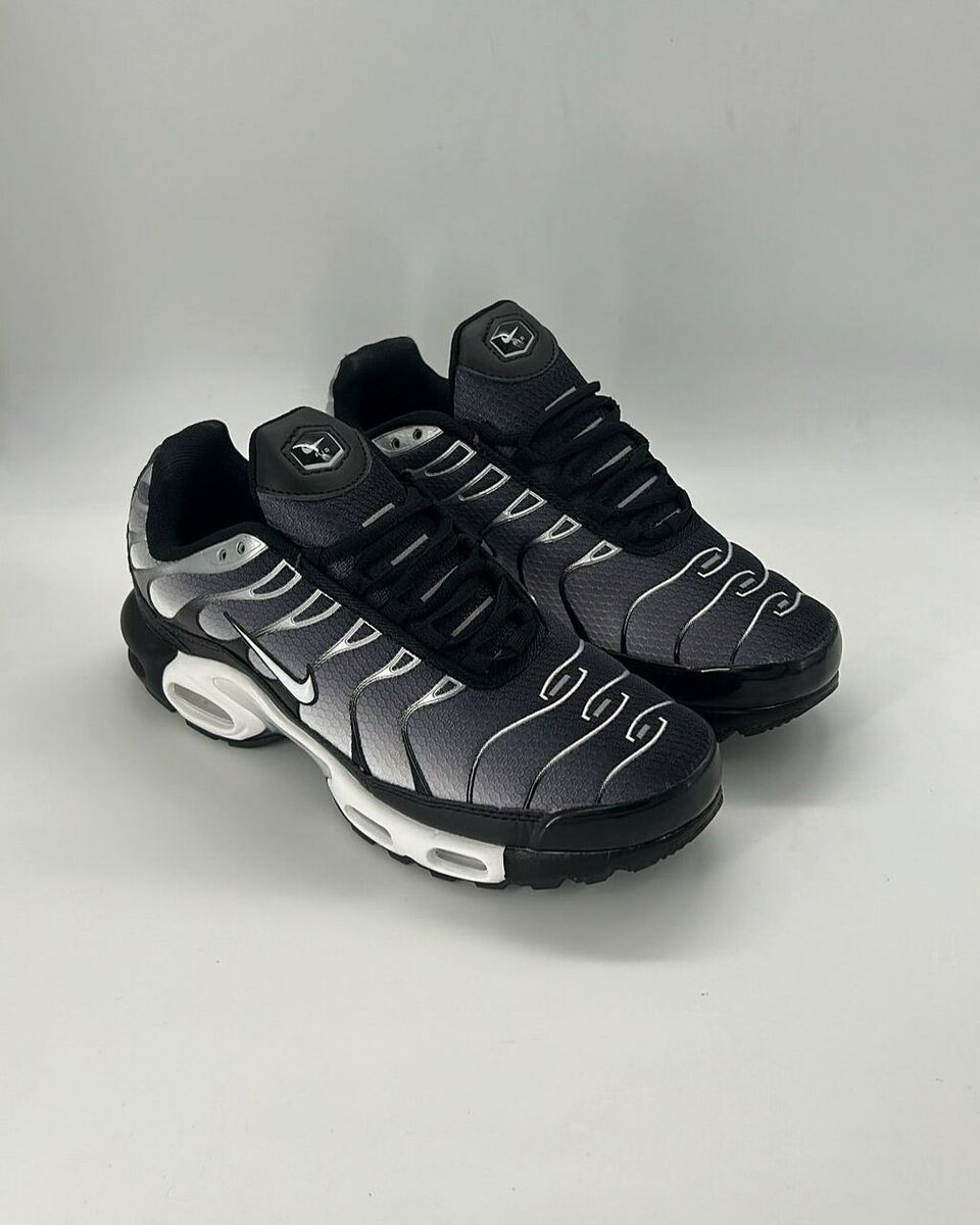 Baskets Noir Blanc Tendance