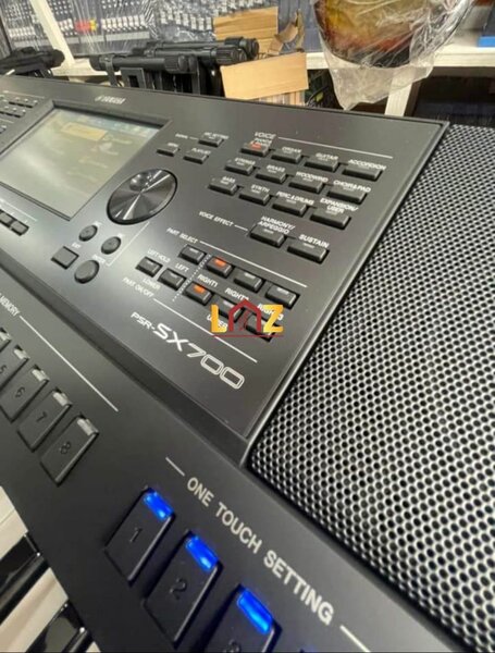 Clavier Yamaha PSR-SX700