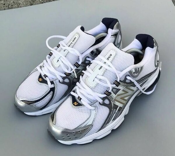 ASICS KAYANO