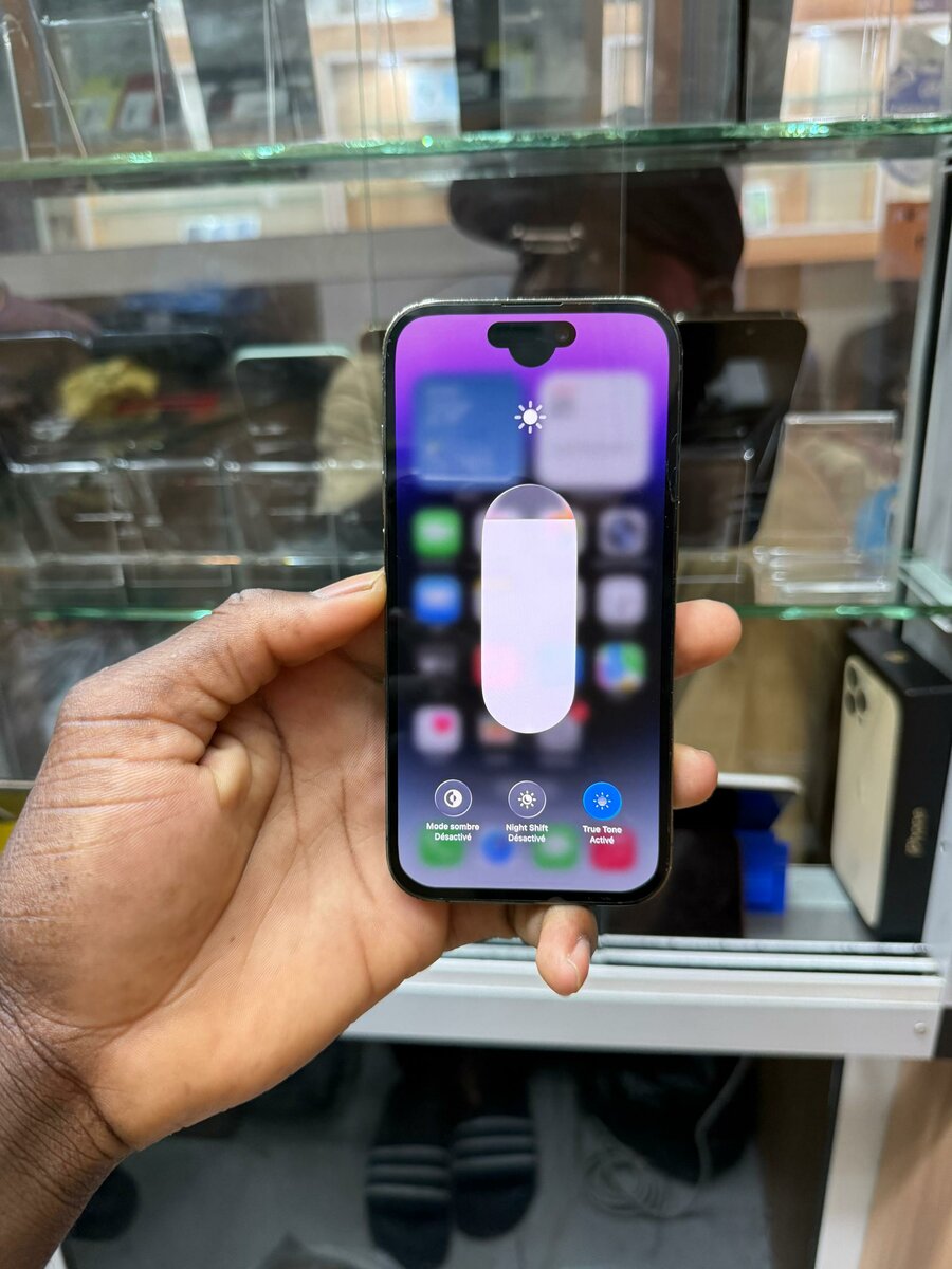 14 Pro 128gb batterie changé