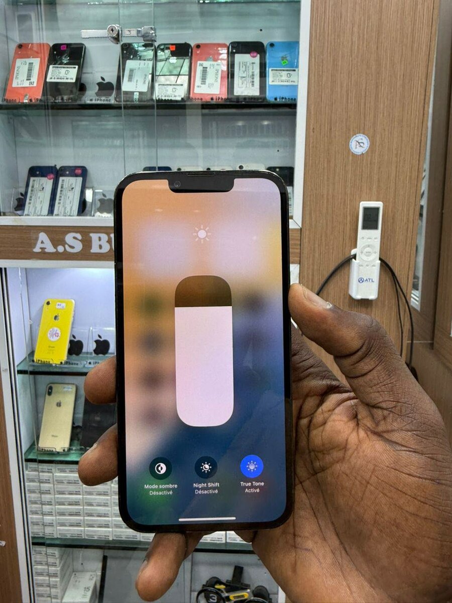 13pro 128g très propre