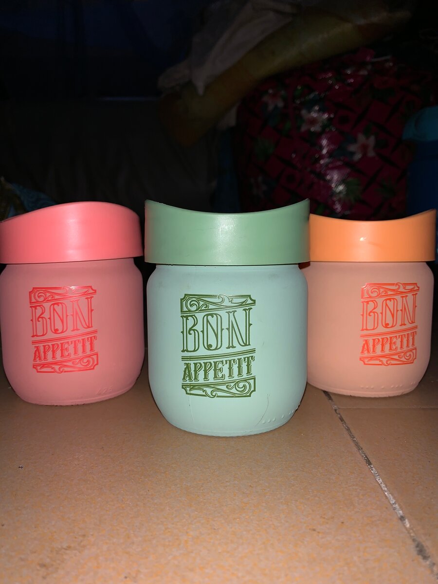 Set de bocaux alimentaires colorés