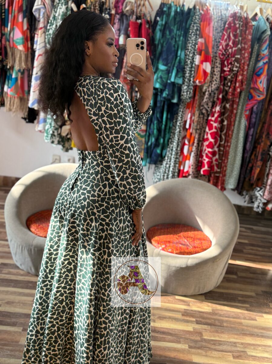 Robe longue à dos ouvert