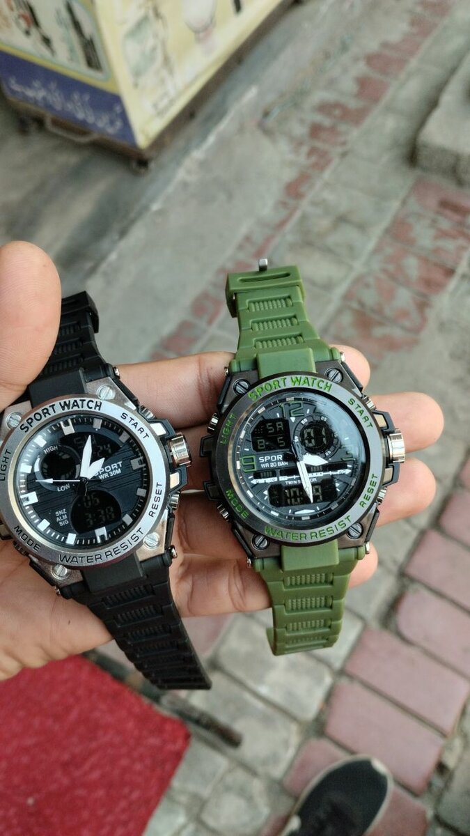 Sports watch