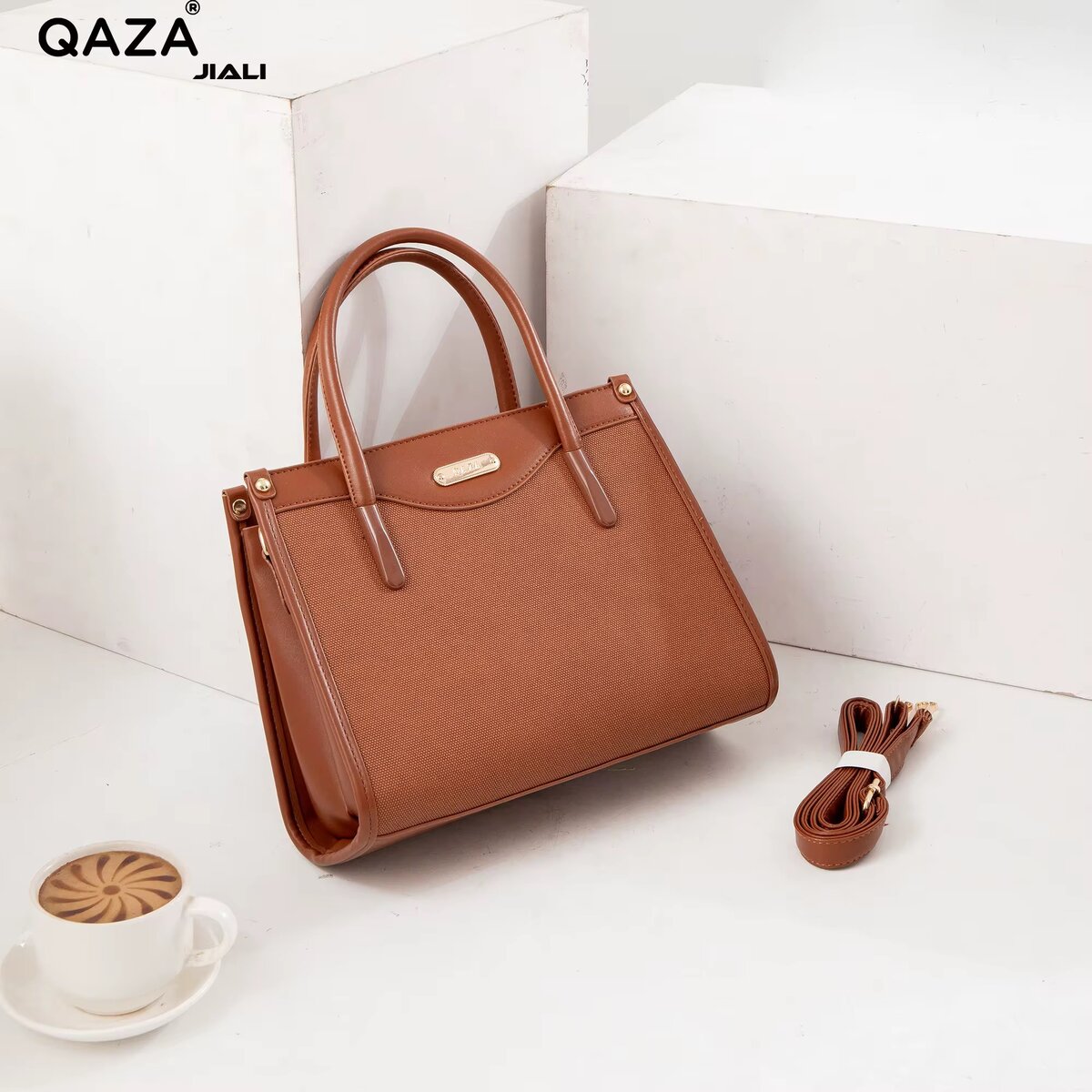Sac à main élégant QAZA