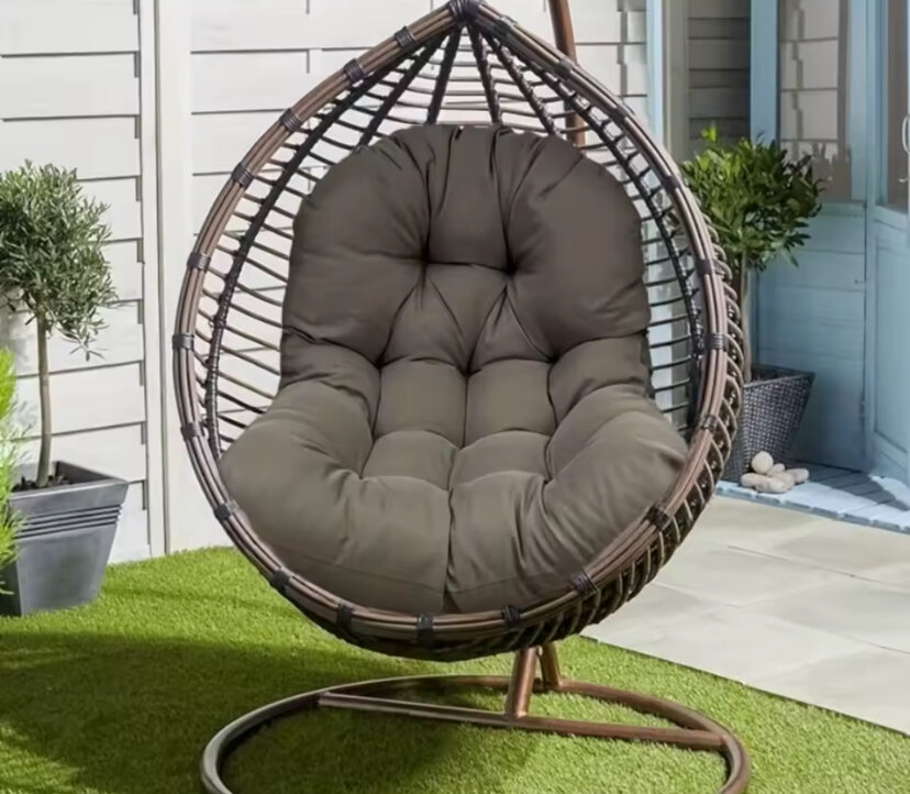 Fauteuil suspendu en rotin