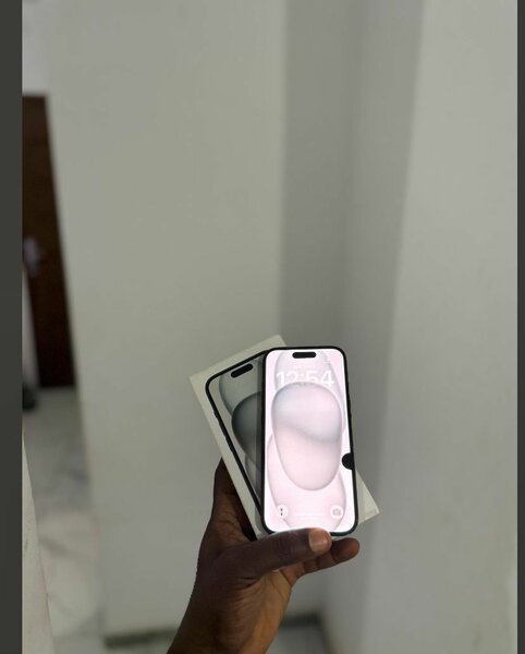 IPhone 15Simple 2nd main