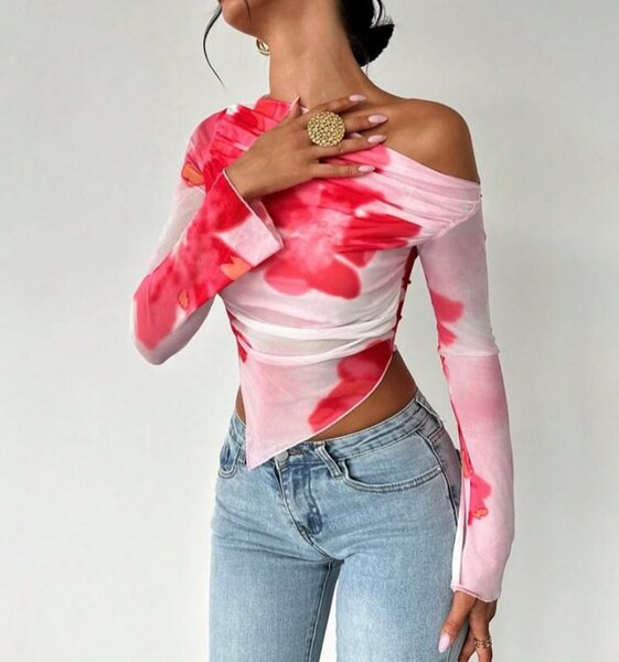 Top asymétrique floral chic