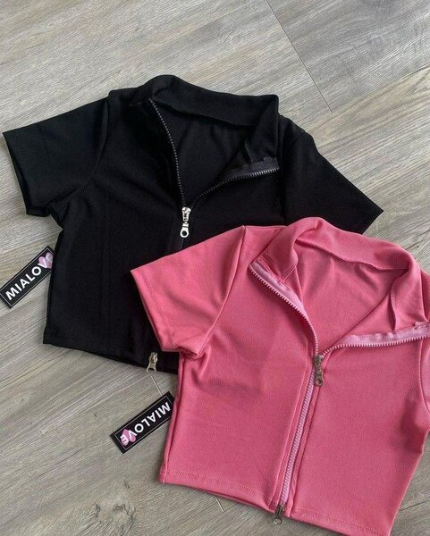 T-shirts zippés courts femme