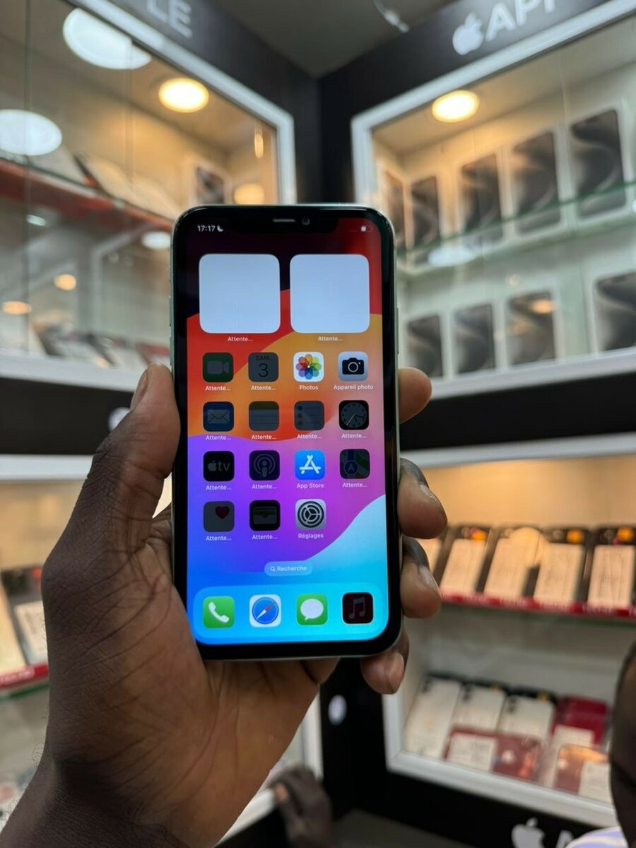 iPhone 11