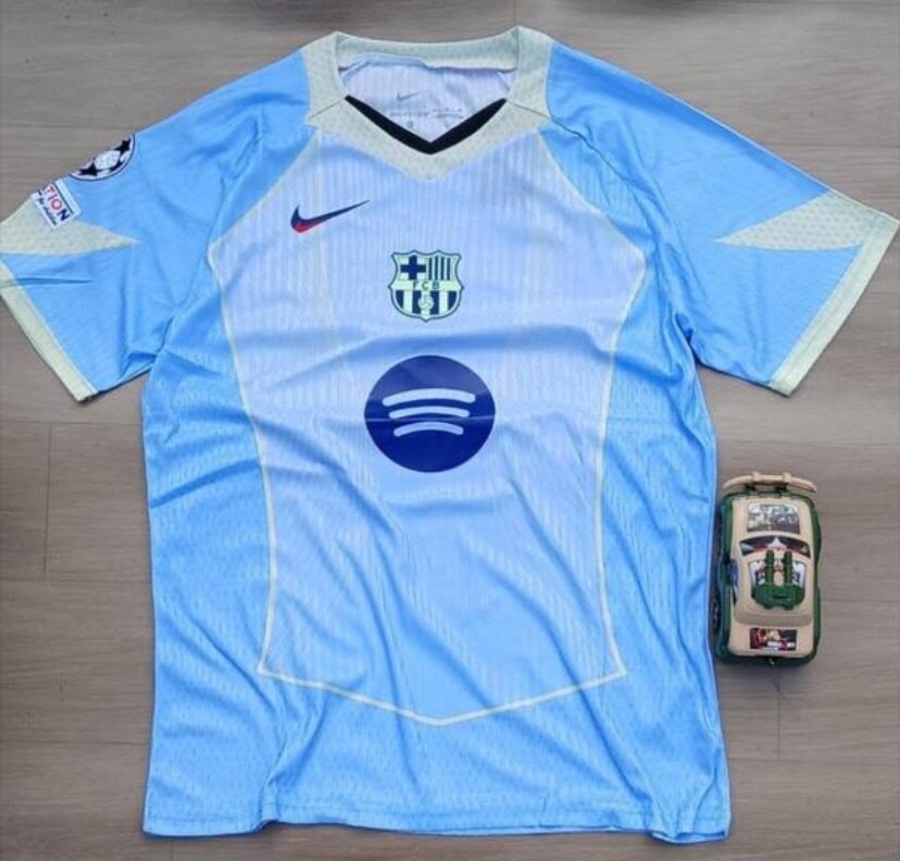 NEW MAILLOT DE BARÇA