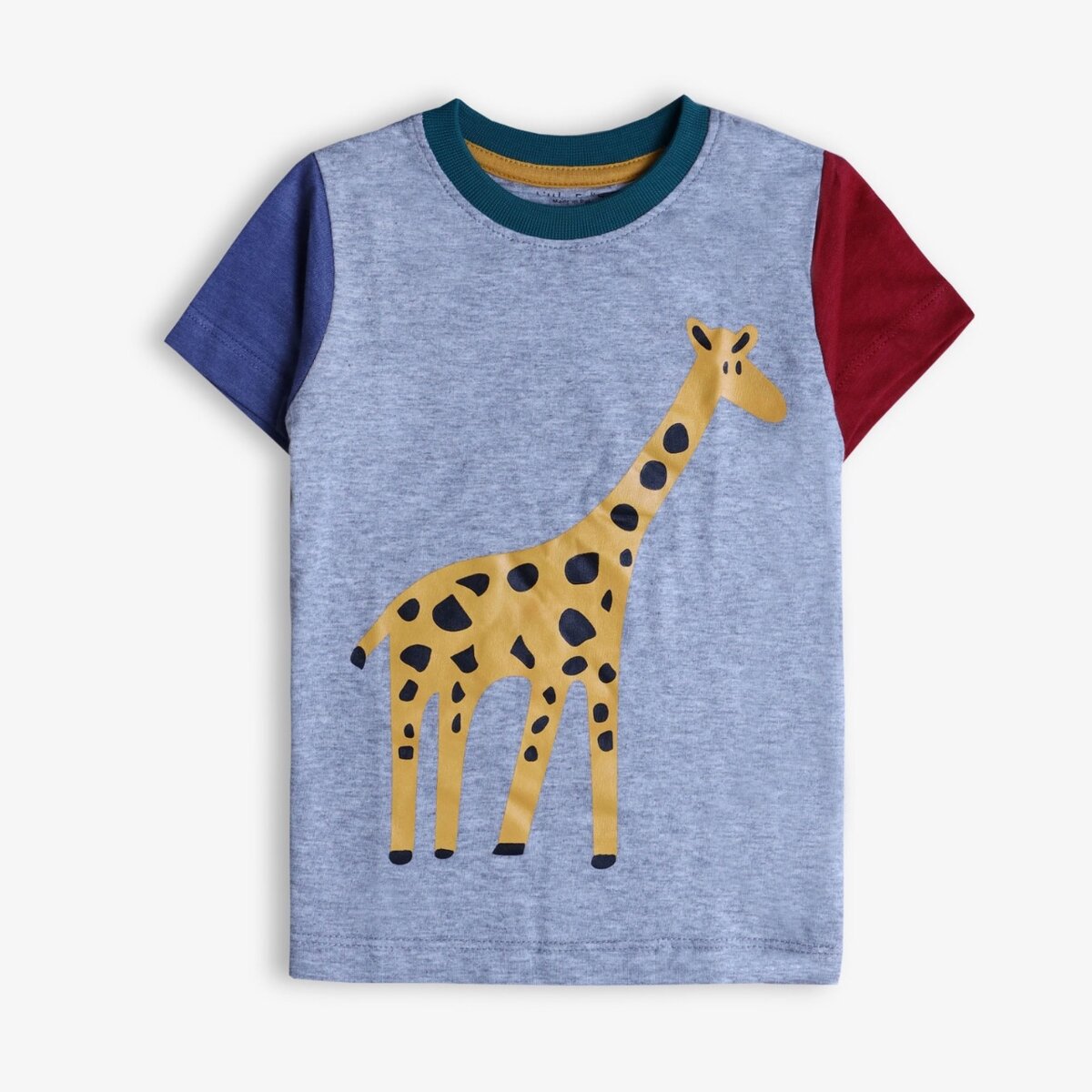 Giraffe shirt