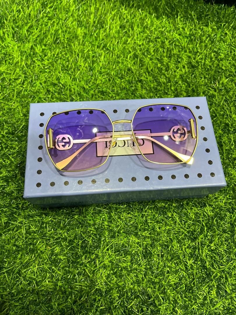 Lunettes de soleil mode dorées