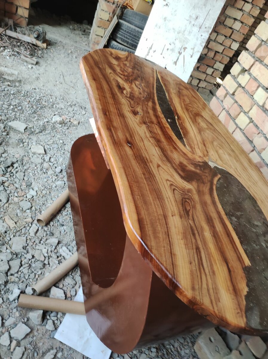 Журнальный стол