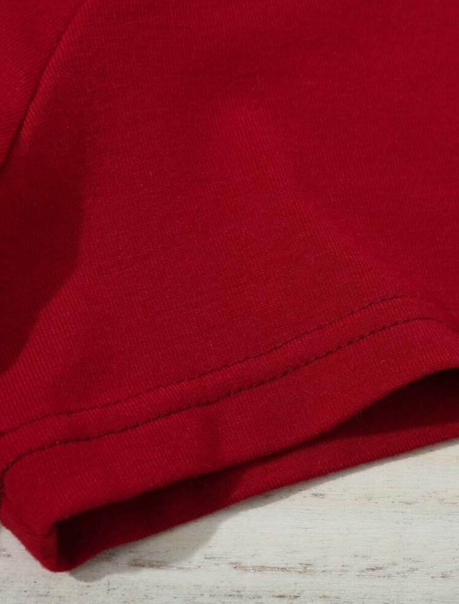 Ensemble fille rouge et léopard