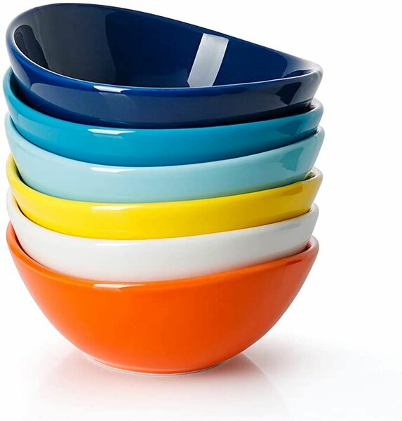 Ensemble de bols en plastique