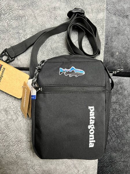 Барсетки Patagonia