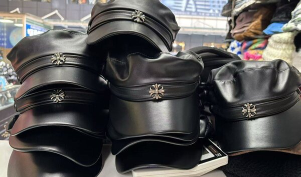 CHAPEAU CHROME HEART