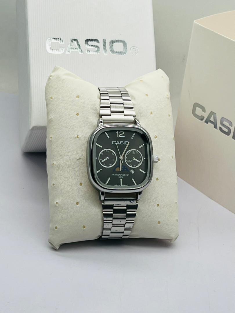 Montre Casio élégante