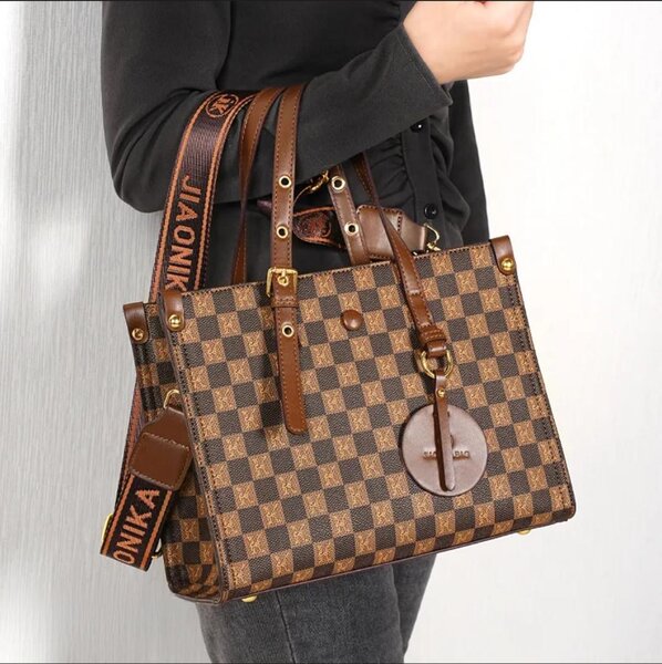 Sac à main élégant en cuir