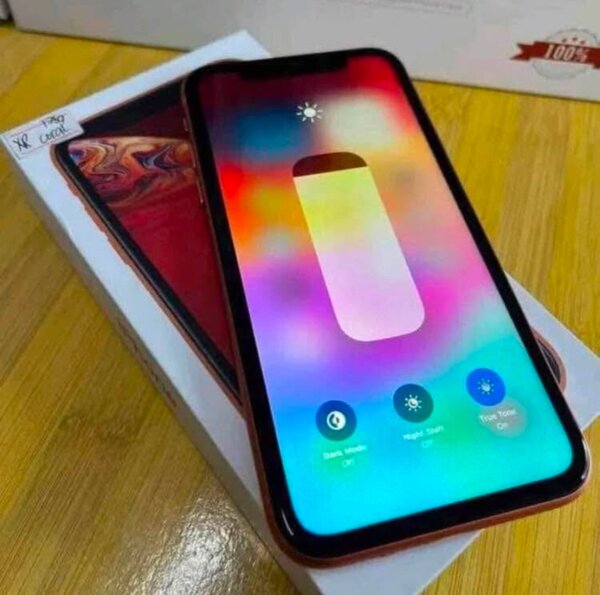 iPhone XR