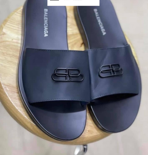 Tongs homme Balenciaga